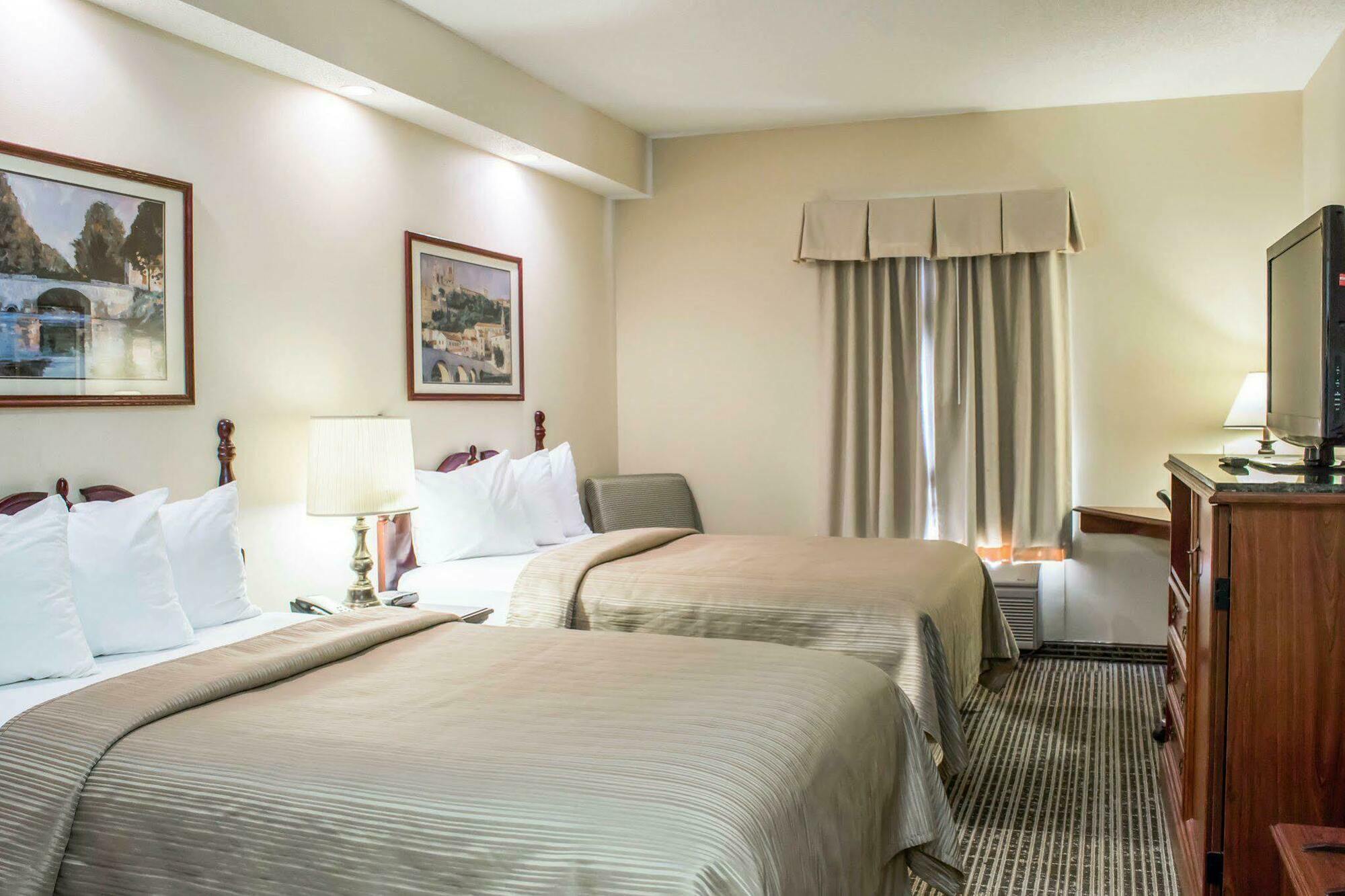 Quality Inn